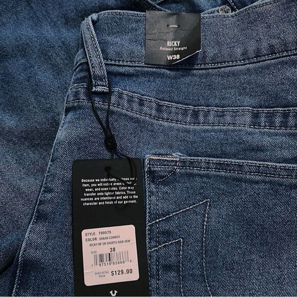 True Religion RICKY NF SN SHORTS Raw Hem Men’s Size 38 Urban Cowboy Medium Wash - Picture 4 of 4